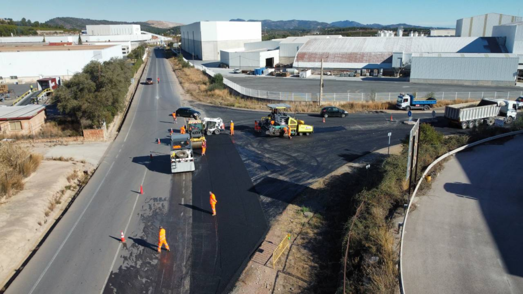 City Council Onda has successfully completed resurfacing work in industrial estates during 2023, optimizing road infrastructure to promote a safe and efficient work environment.