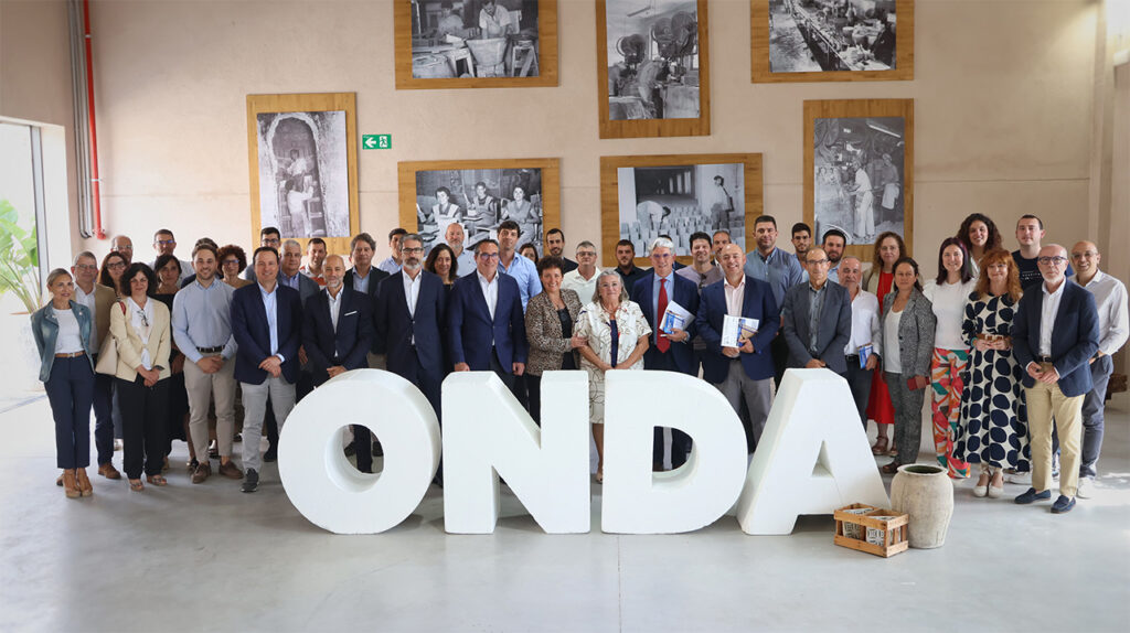 Onda Logistic. El Ayuntamiento de Onda ha organizado un evento con empresarios e instituciones.